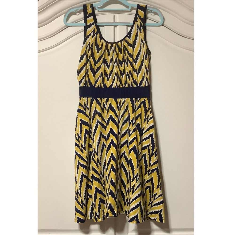 mark.ladies Medium dress Yellow, blue and white chevron design, cotton & spandex